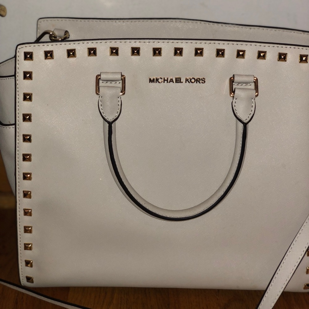 Authentic Michael Kors Handbag.